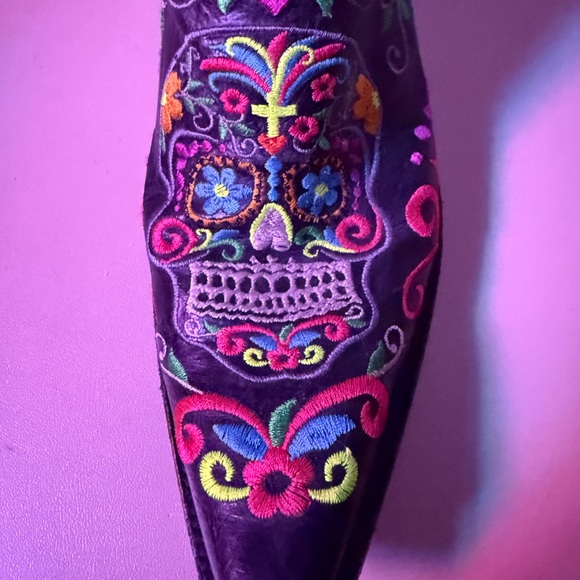 Old Gringo Colorful Embroidered Heeled Boots - Picture 6 of 8